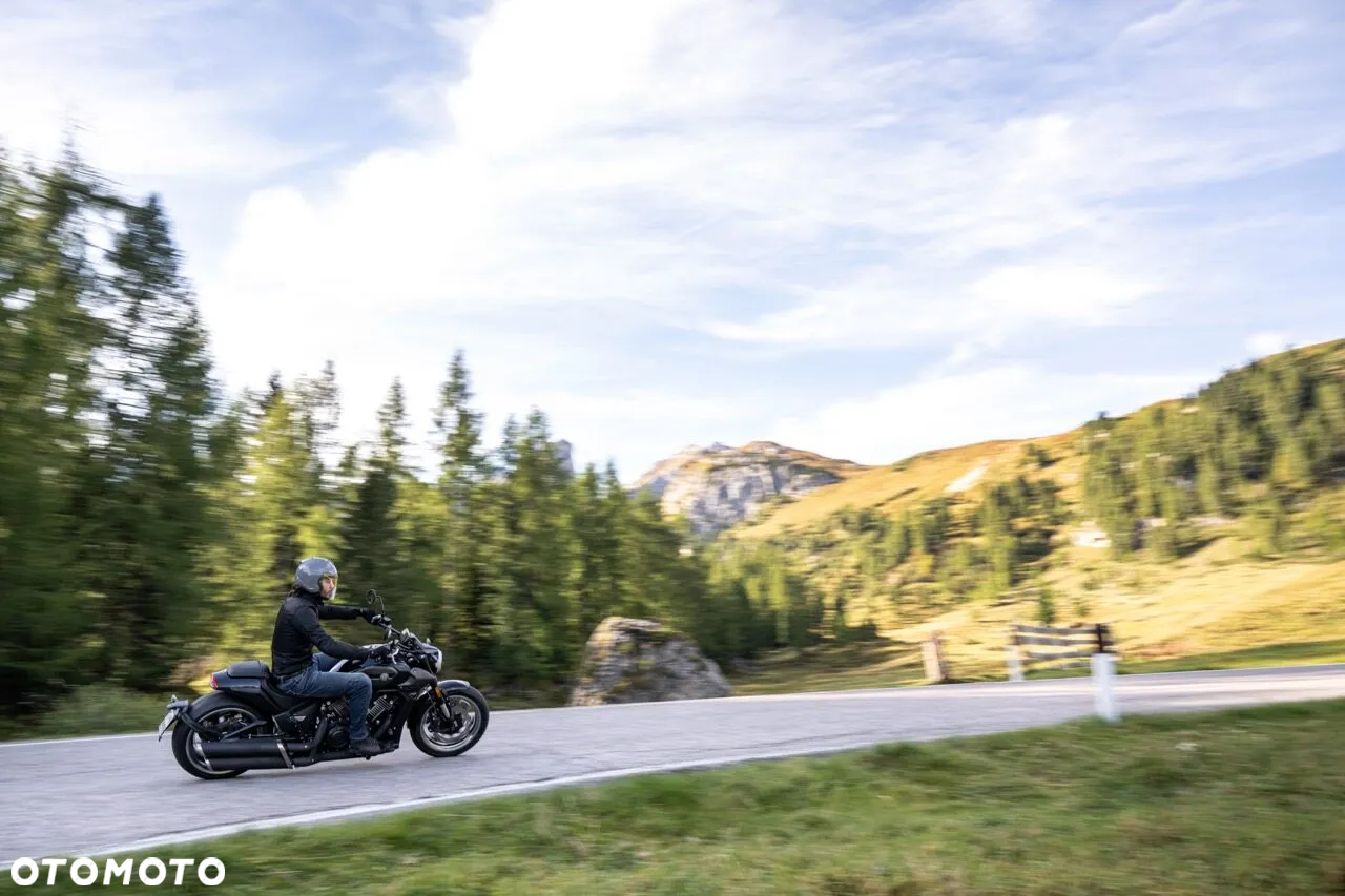 Morbidelli C1002V - 8