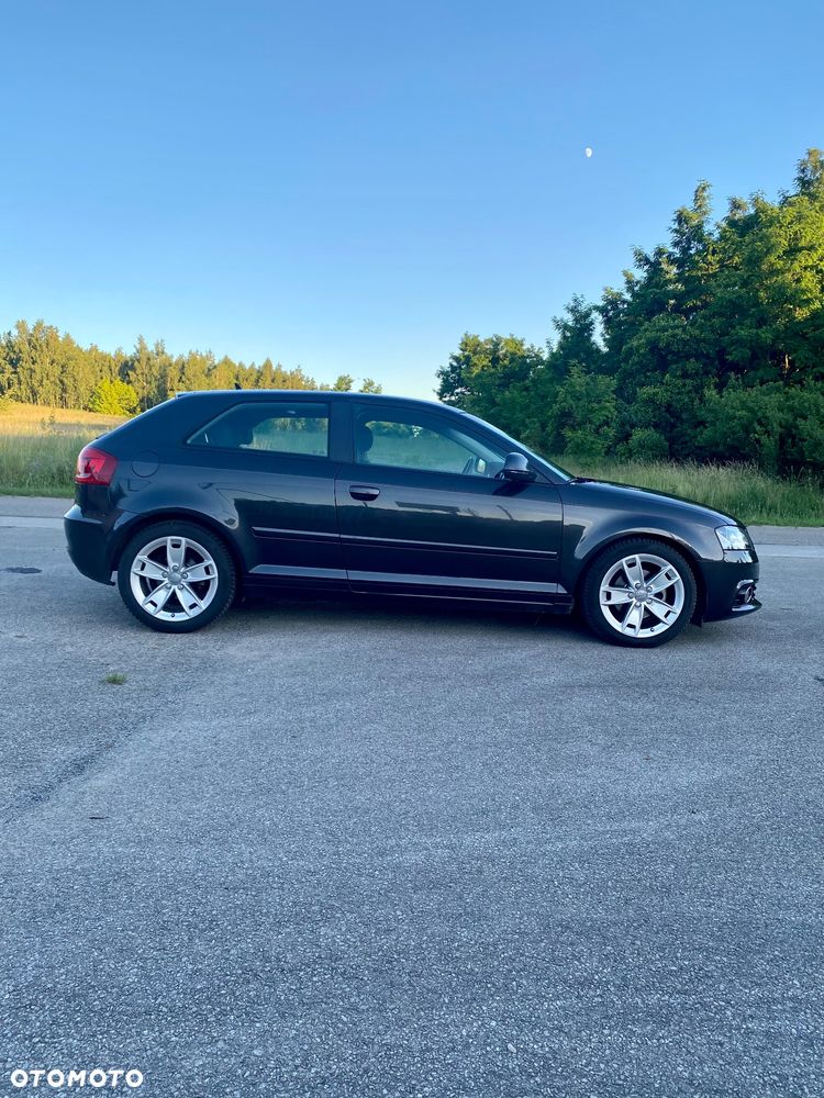 Audi A3 3-drzwiowe 2.0 TDI DPF Ambiente - 5