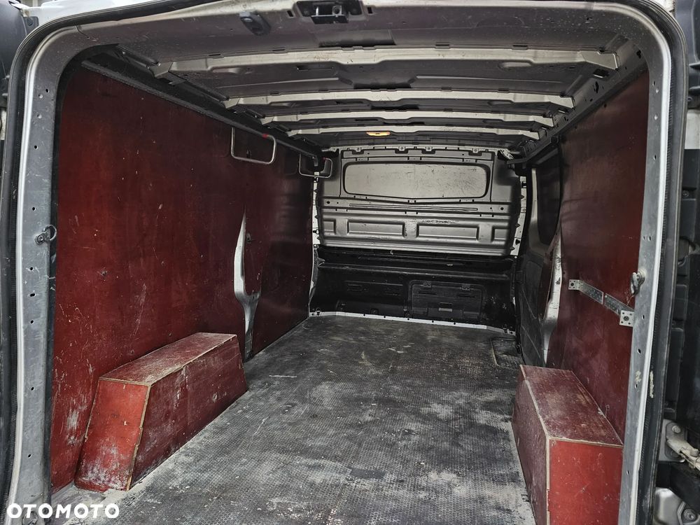 Renault Trafic - 10