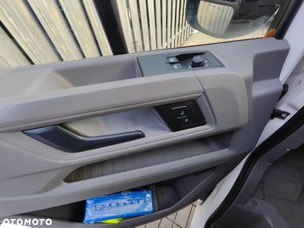 Volkswagen Crafter - 14