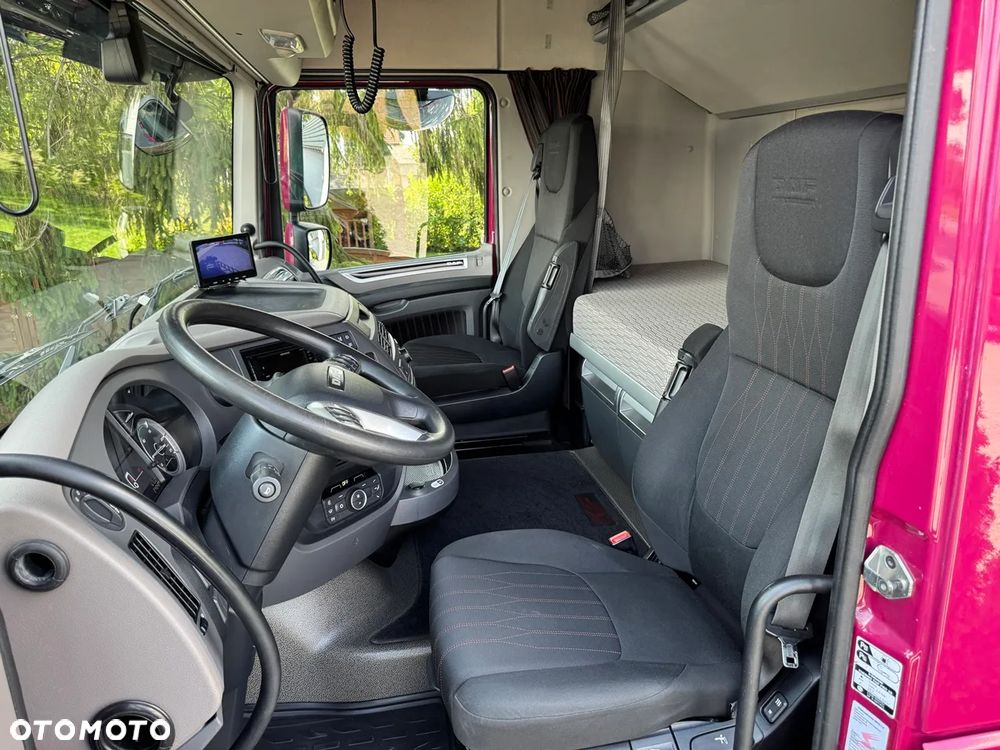 DAF XF 450/6X2/HDS HIAB FASSI F195AS/CAŁY NA PODUCHACH/CHWYTAK PALETOWY Z ROTATOREM/UDZWIG 1600 KG NA 11M/ Z NIEMIEC - 28