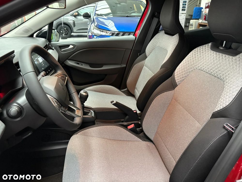 Renault Clio 1.0 TCe Evolution - 10