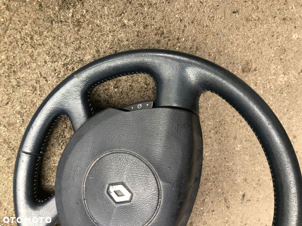 RENAULT TRAFIC KIEROWNICA SKÓRZANA Z PODUSZKĄ IGŁA - 2