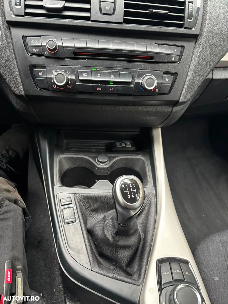 BMW Seria 1 116i - 6