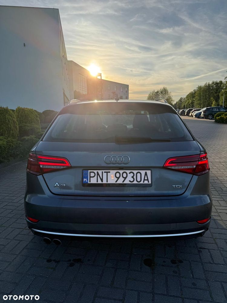 Audi A3 Sportback 2.0 TDI Ambiente - 9