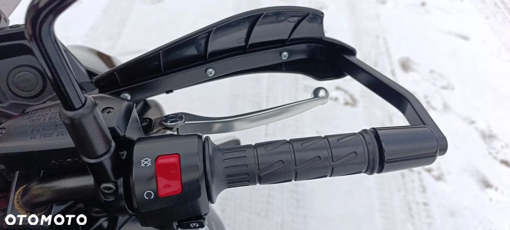 Kawasaki Versys 650 - 12