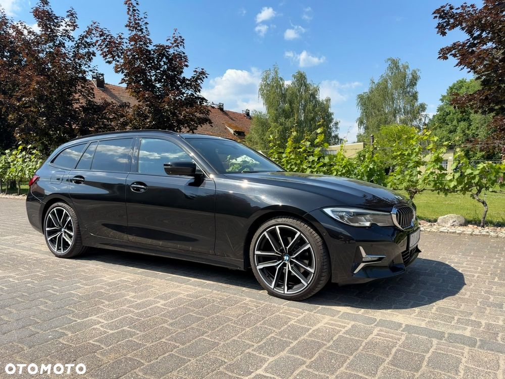 BMW Seria 3 320d xDrive MHEV Luxury Line sport - 3