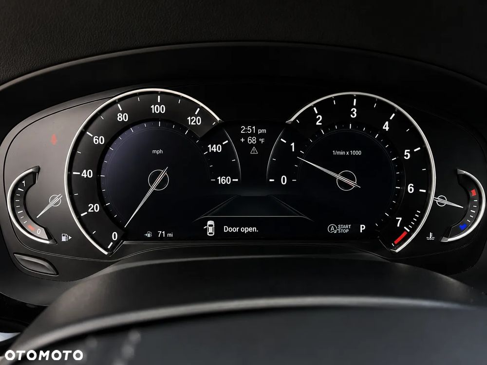 BMW Seria 5 530i xDrive Sport Line - 25