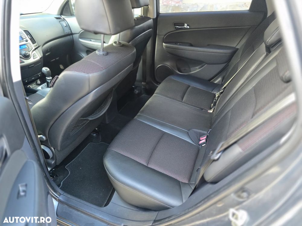 Hyundai i30 1.6 CRDI Style - 5