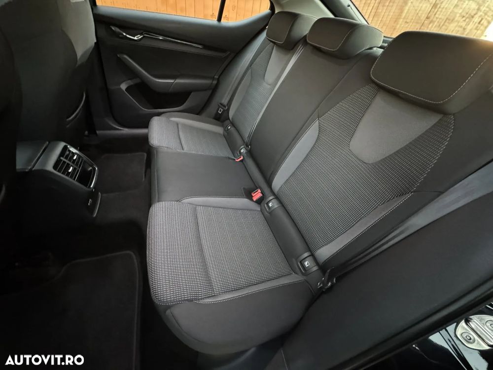 Skoda Octavia 2.0 TDI DSG Ambition - 14