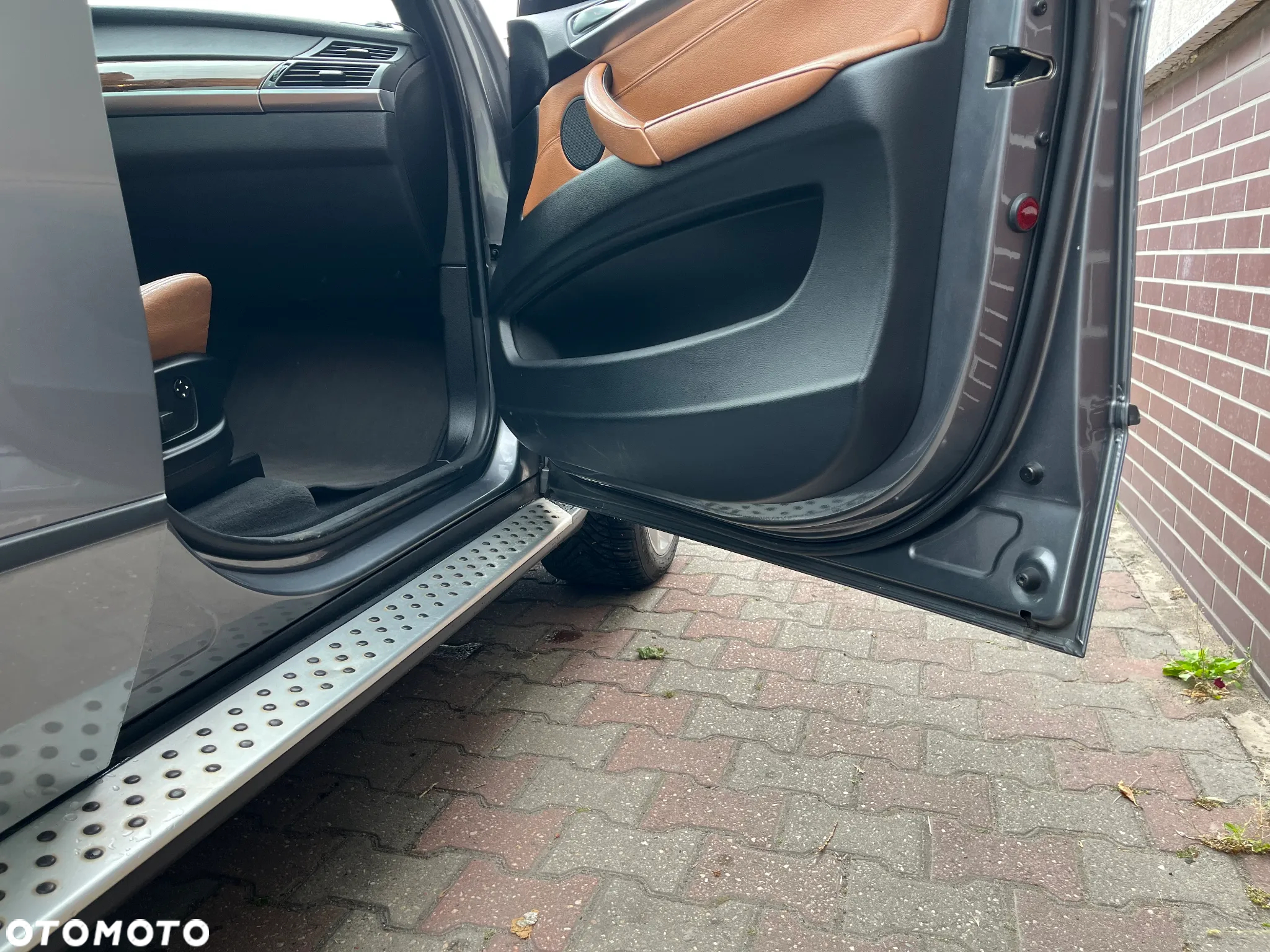 BMW X5 xDrive48i - 8