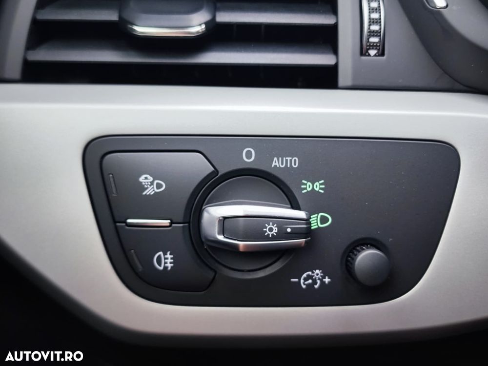 Audi A4 35 TFSI S tronic MHEV Advanced - 28