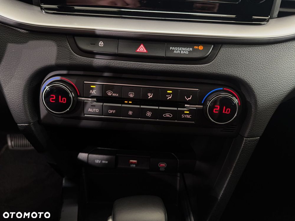 Kia XCeed - 26