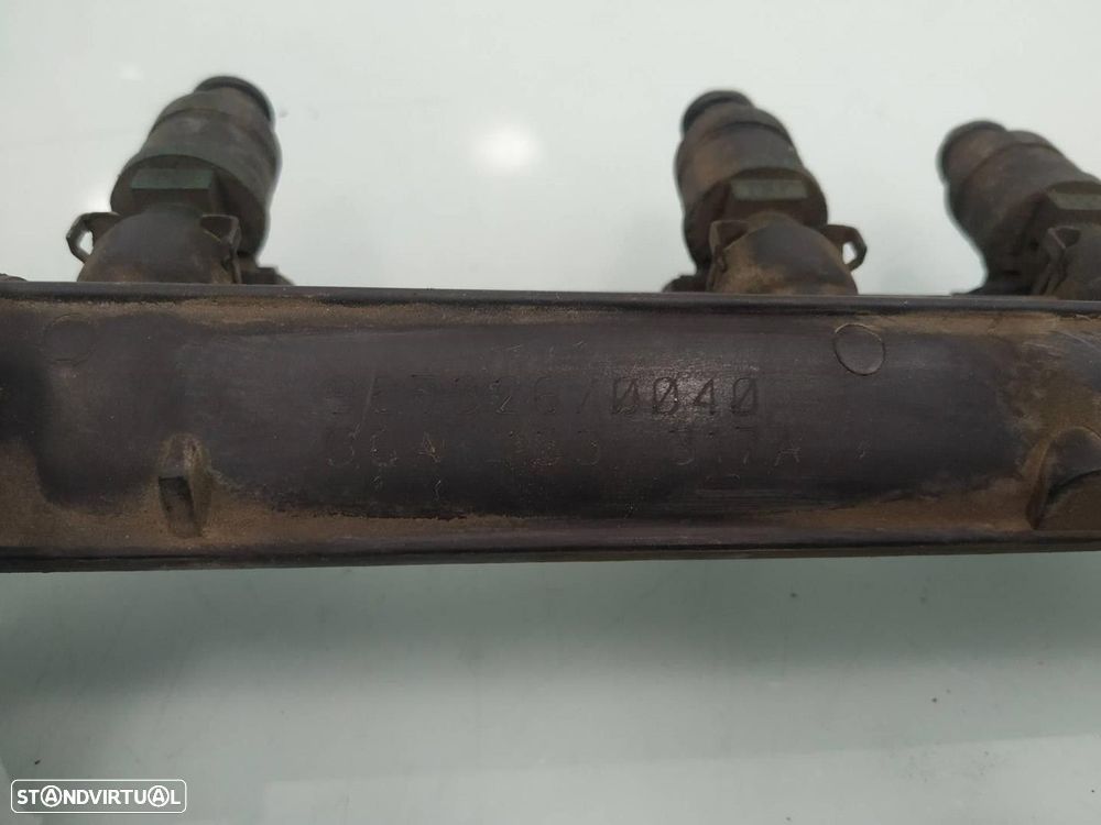 RAMPA INJETORA VOLKSWAGEN GOLF IV 1997 -06A133317A - 1