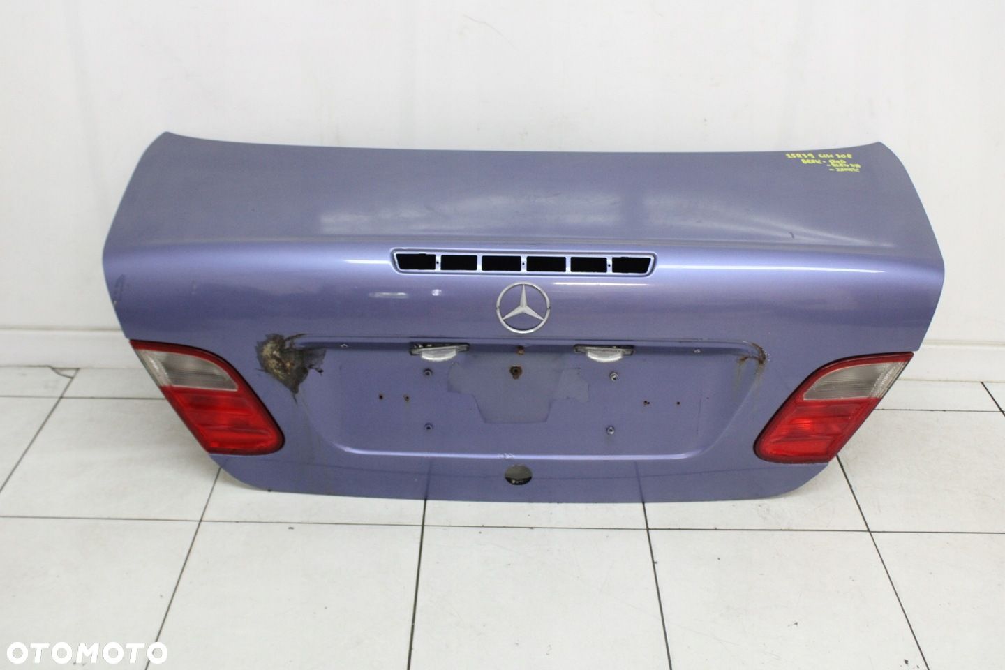 MERCEDES CLK W208 CABRIO 2003R KLAPA POKRYWA BAGAŻNIKA 935 - KOD LAKIERU - 1