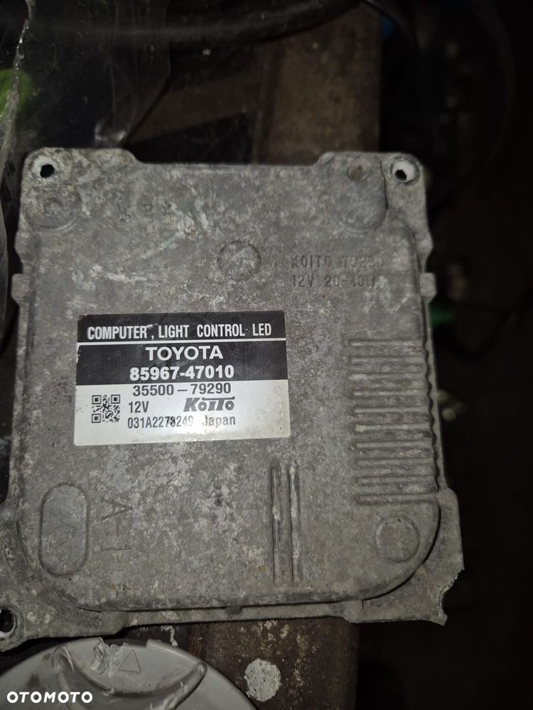 Przetwornica lampy Lexus RX450h 09-12r. - 1