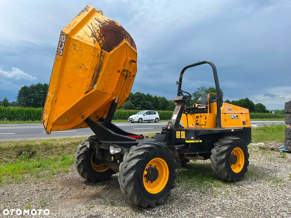 JCB 6TST - 1