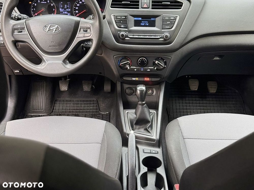 Hyundai i20 1.2 Classic Plus - 10