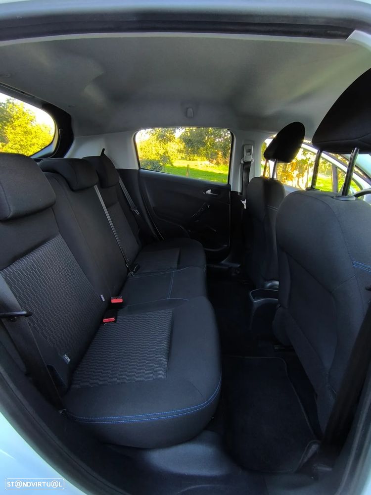 Peugeot 208 1.2 PureTech Style - 6