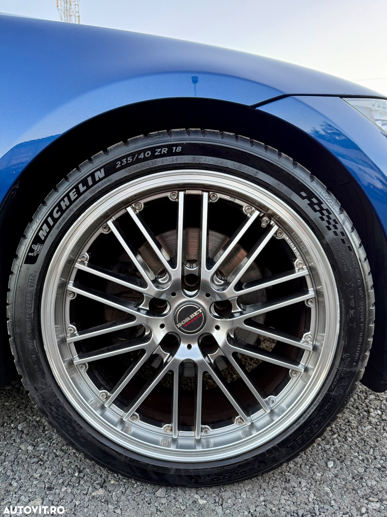BMW Seria 3 320d DPF Touring - 12