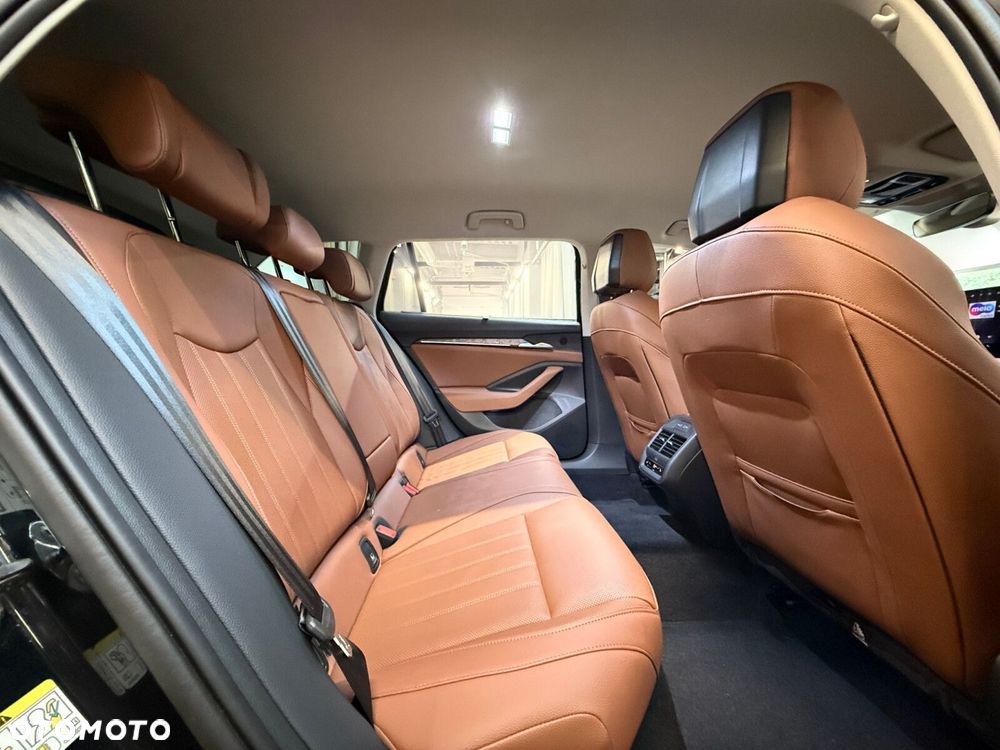 Skoda Superb 1.5 TSI Plug-in Hybrid L&K DSG - 23