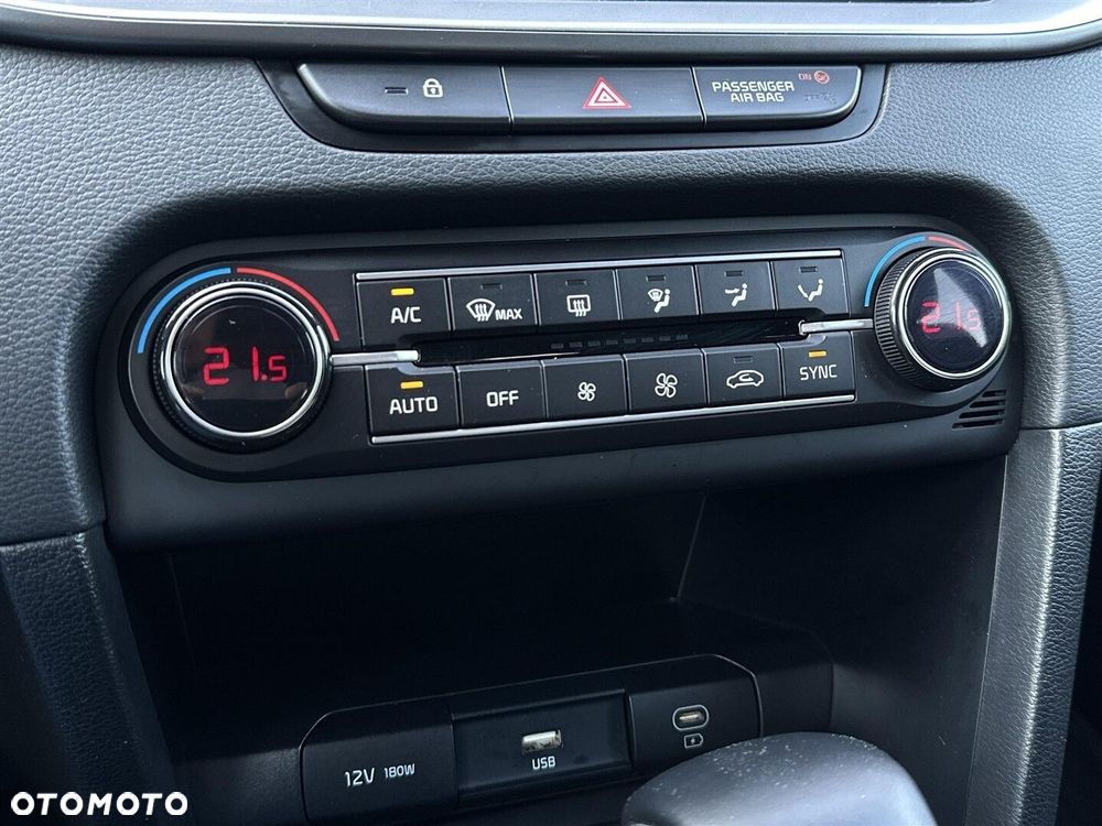 Kia Ceed 1.5 T-GDI M DCT - 22