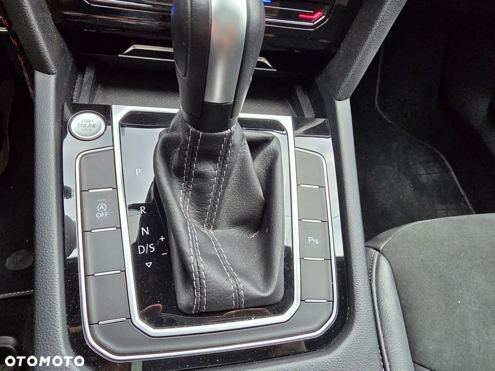 Volkswagen Arteon 2.0 TSI R-Line DSG - 13