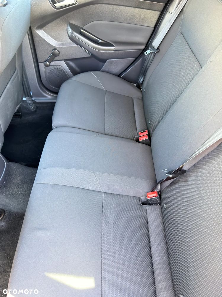 Ford Focus 1.6 TDCi Trend - 24