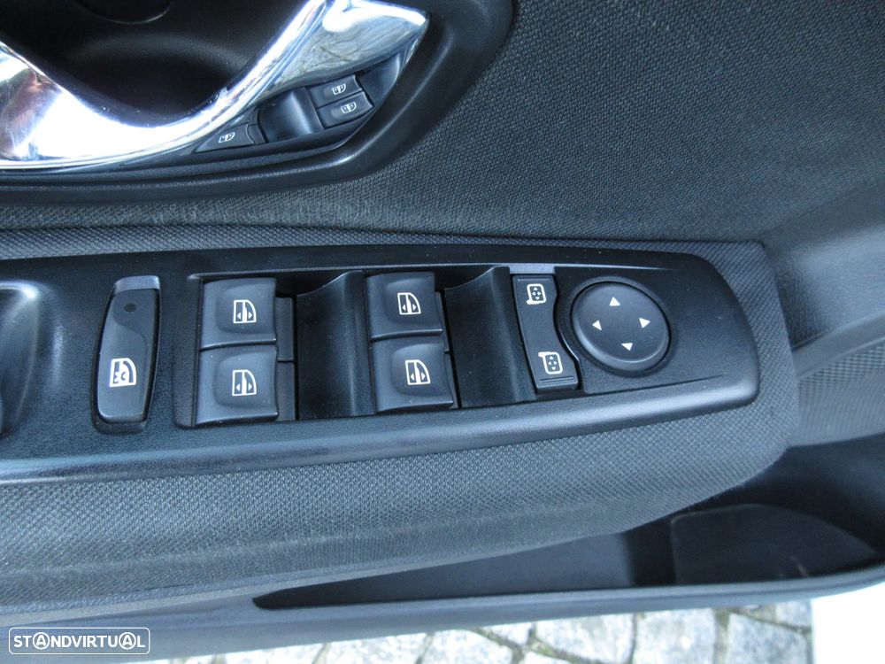 Renault mégane - 22