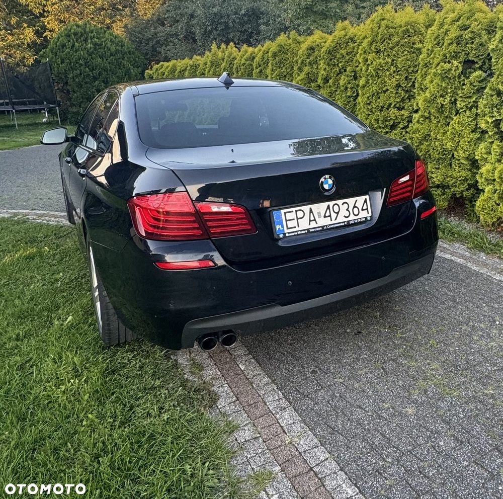 BMW Seria 5 520d xDrive - 17