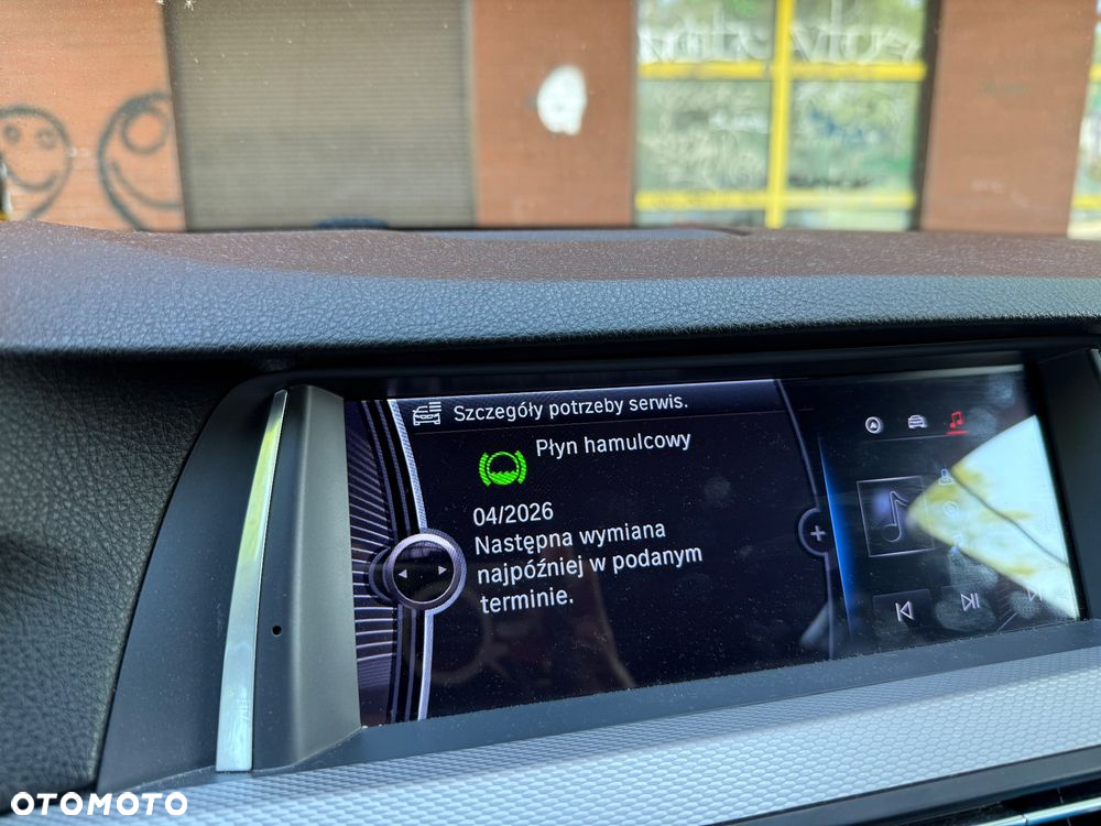 BMW Seria 5 - 25