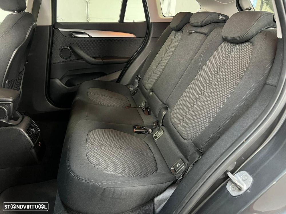 BMW X1 25 e xDrive - 8