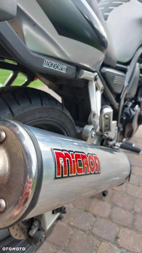 Yamaha FZS - 8