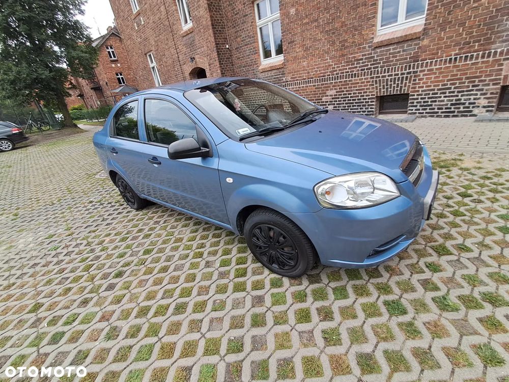 Chevrolet Aveo - 3