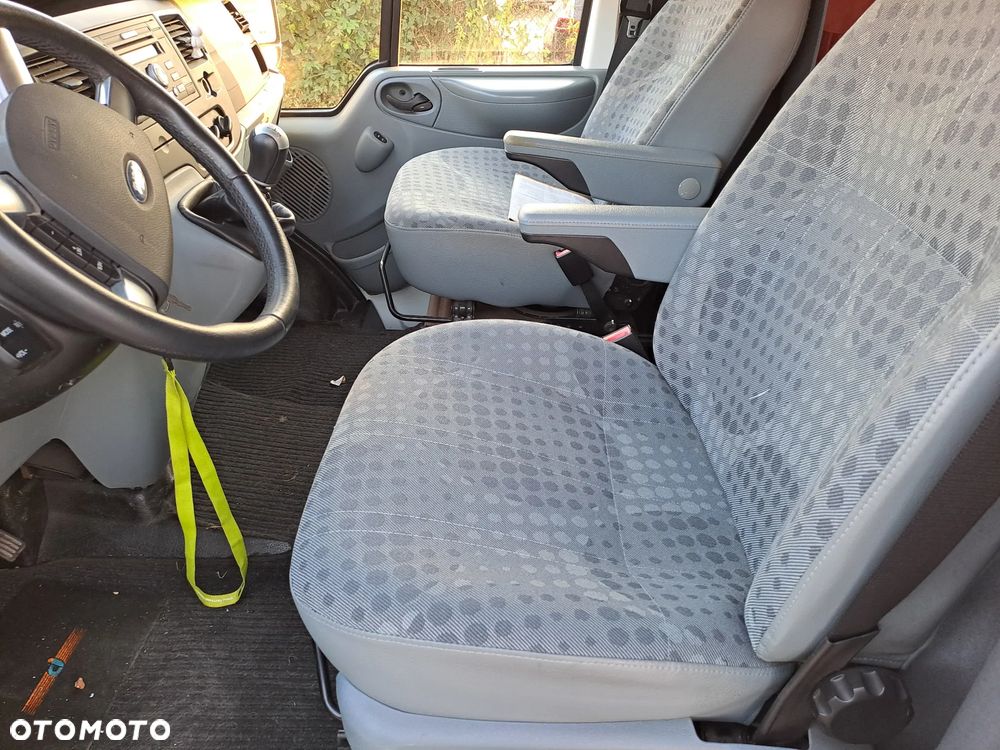 Ford Transit - 8