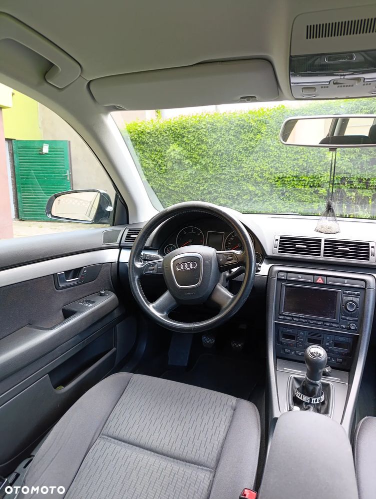 Audi A4 Avant - 9