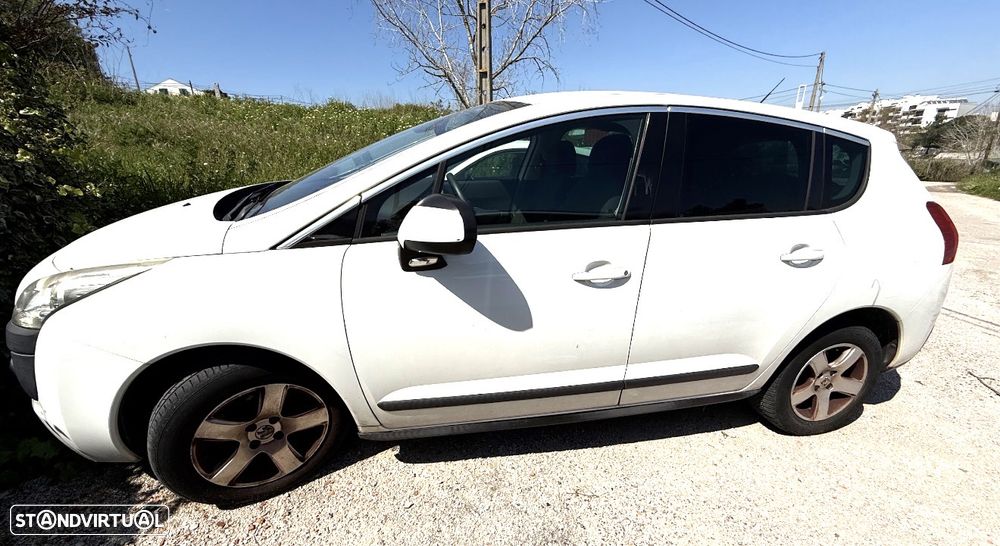 Peugeot 3008 e-HDi FAP 110 EGS6 Stop&Start Allure - 1