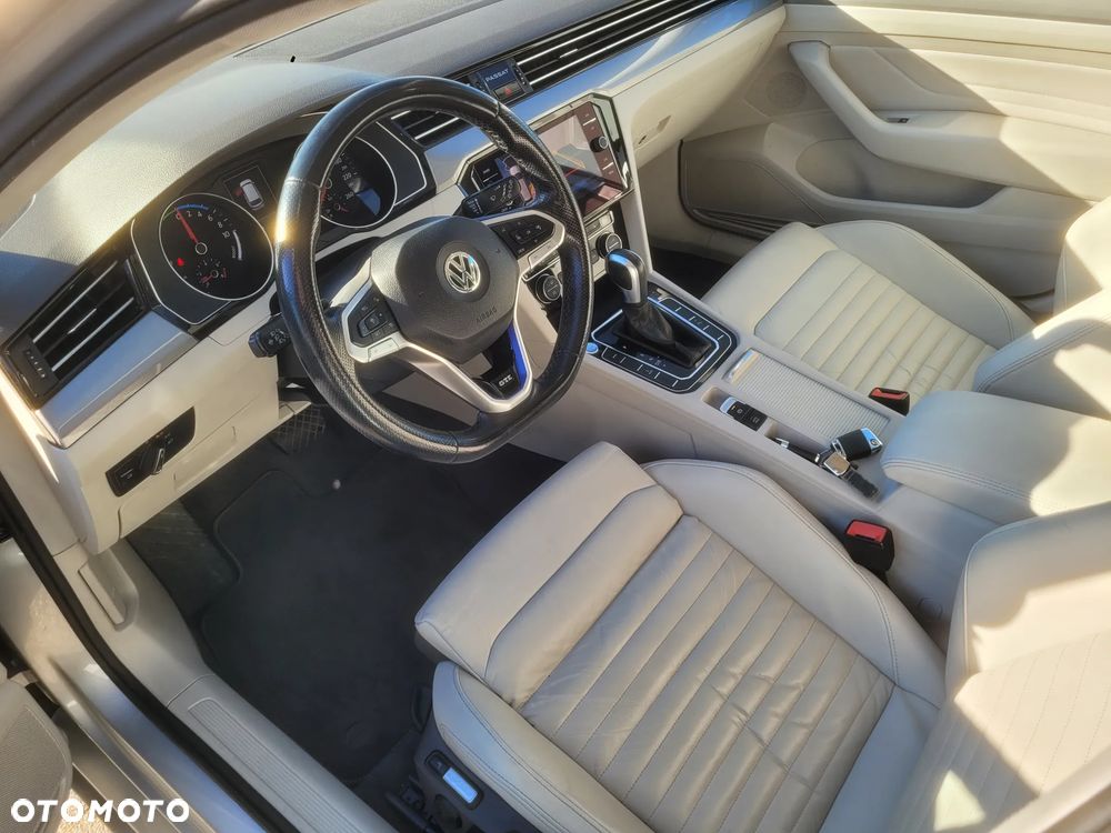 Volkswagen Passat 1.4 TSI DSG GTE - 23