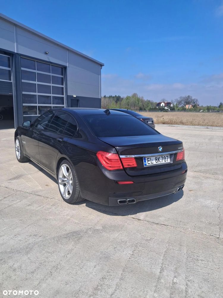BMW Seria 7 760i - 3