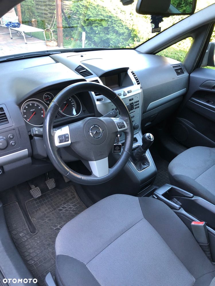 Opel Zafira 1.8 - 8