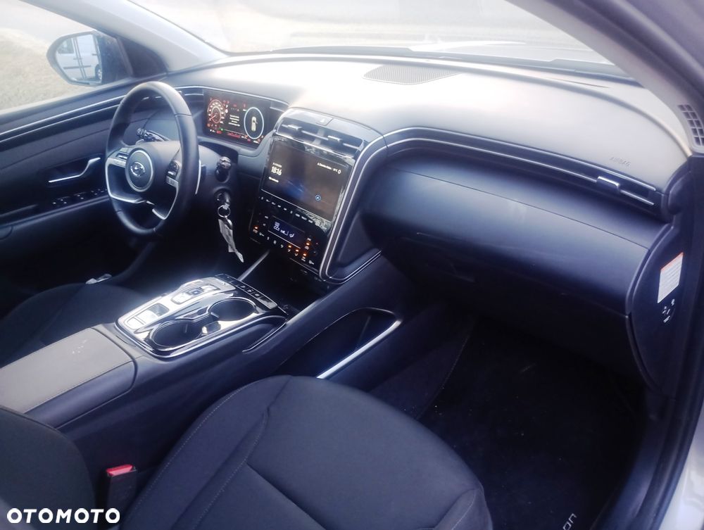 Hyundai Tucson 1.6 T-GDi HEV 2WD Advantage - 12