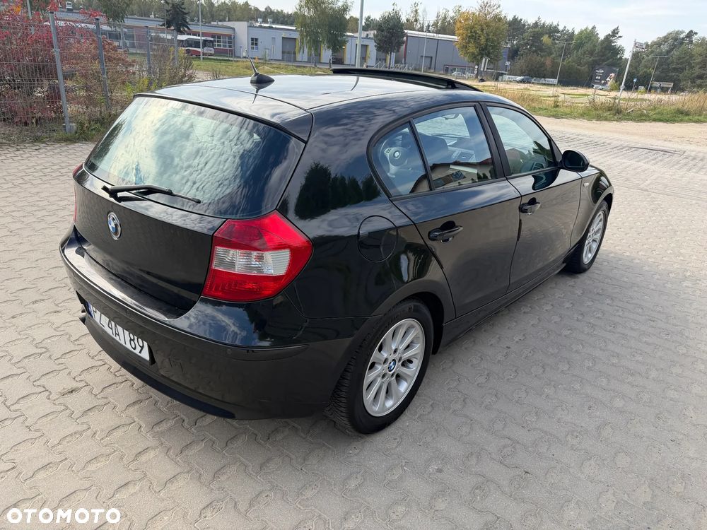 BMW Seria 1 116i - 22