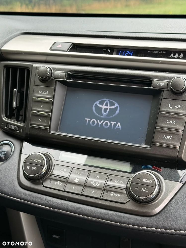 Toyota RAV4 2.0 D-4D Premium - 13