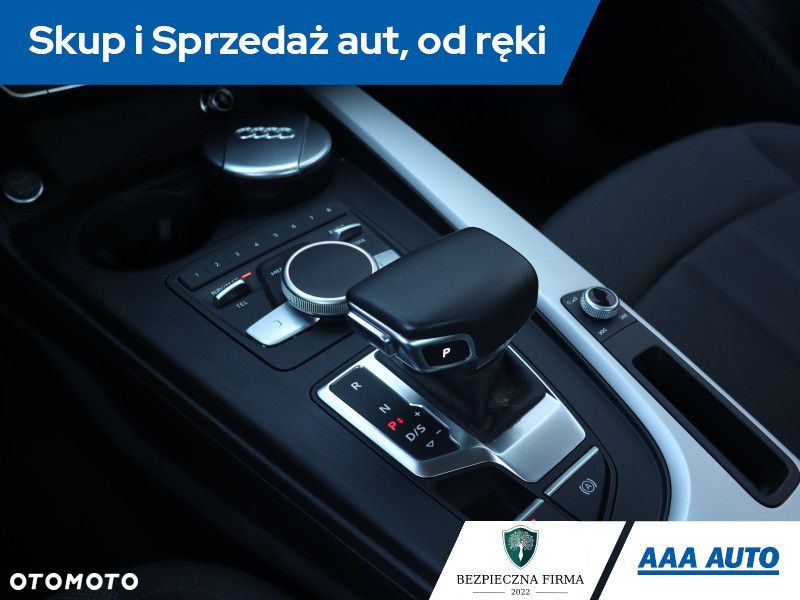 Audi A4 Limousine - 15