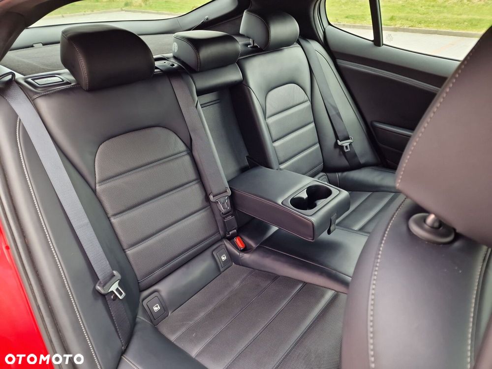 Kia Stinger 2.0 T-GDI GT Line - 34
