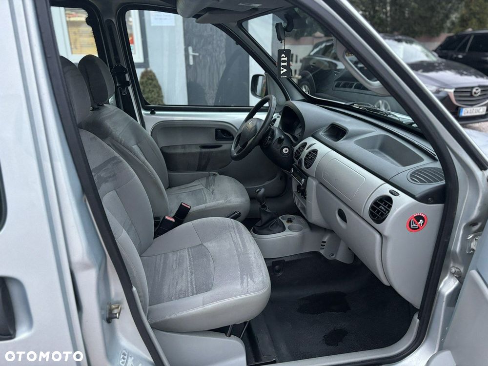 Renault Kangoo 1.2 16V Privilege - 21