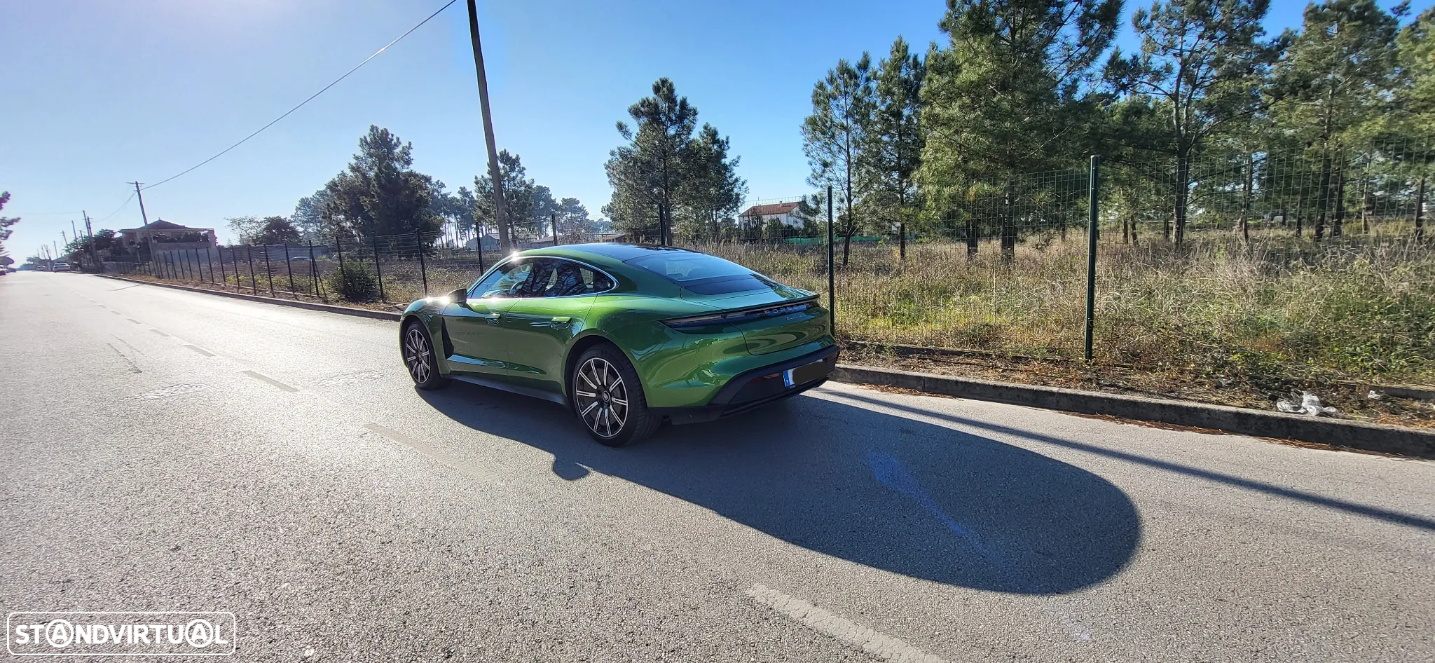 Porsche Taycan 4S - 10