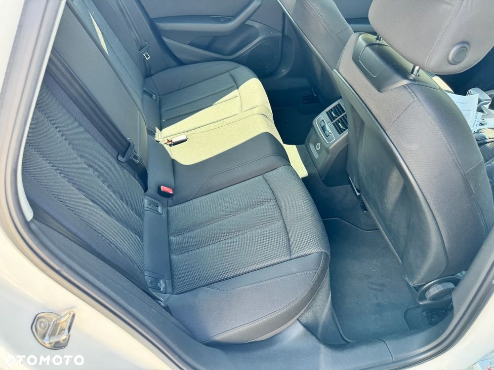 Audi A4 Limousine 35 TFSI mHEV S tronic - 15
