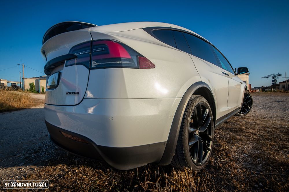Tesla Model X P100D - 49