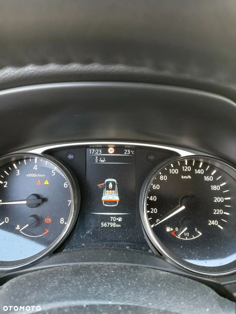 Nissan X-Trail 1.6 DIG-T Tekna 2WD 7os - 12